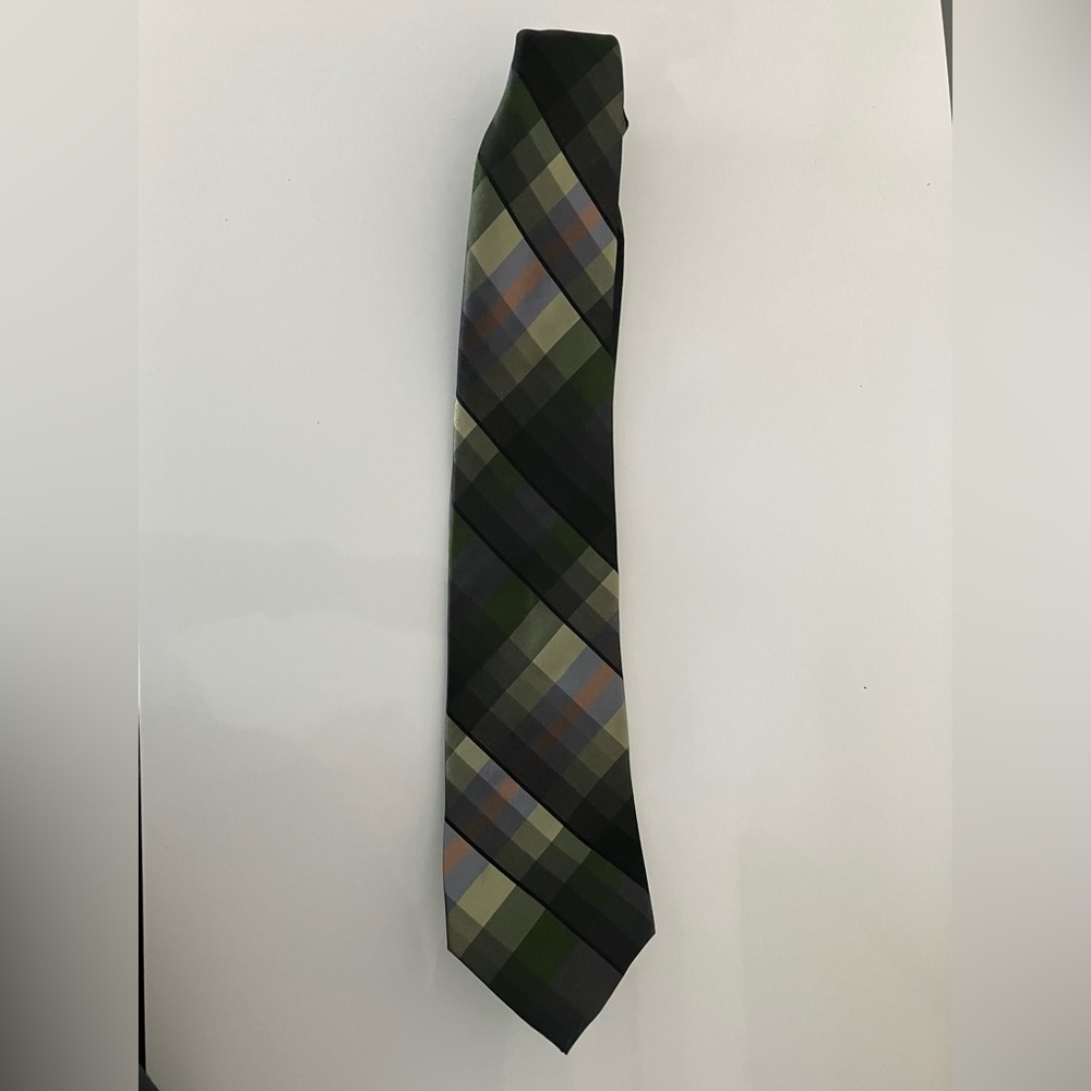Van Heusen Silk Necktie